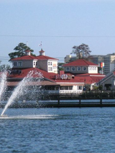 Barefoot Landing Shopping