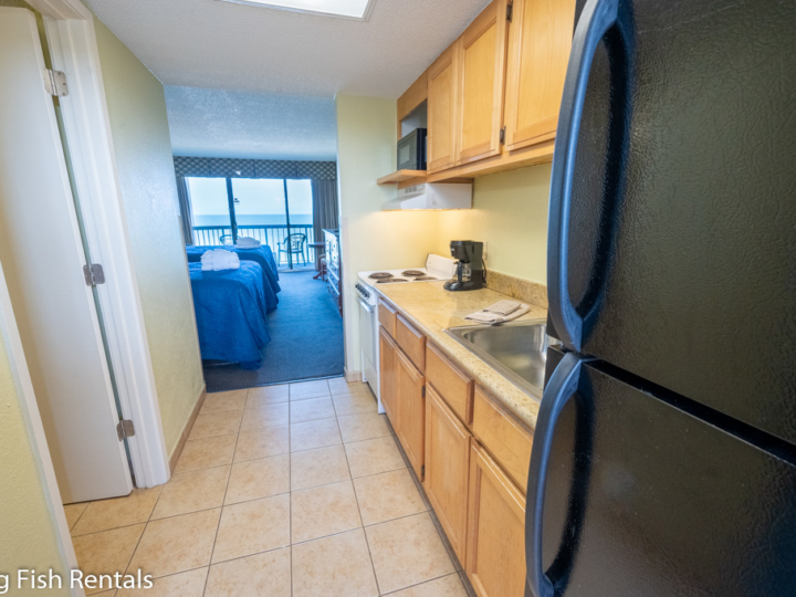 Compass Cove 662 Oceanfront Studio